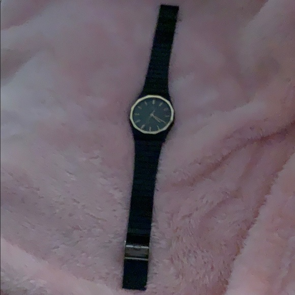 Watch - Picture 2 of 2